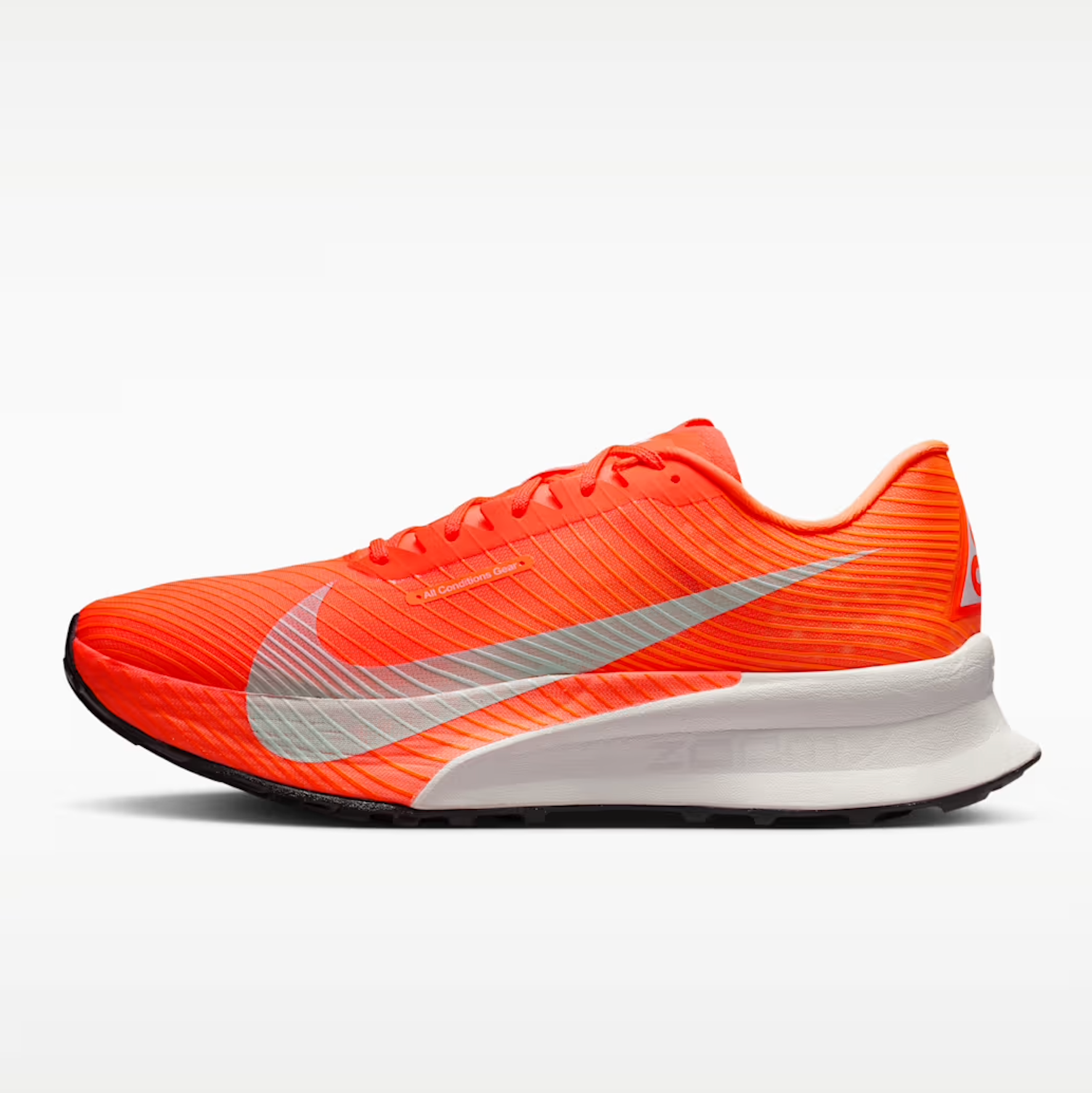 Nike ACG Ultrafly