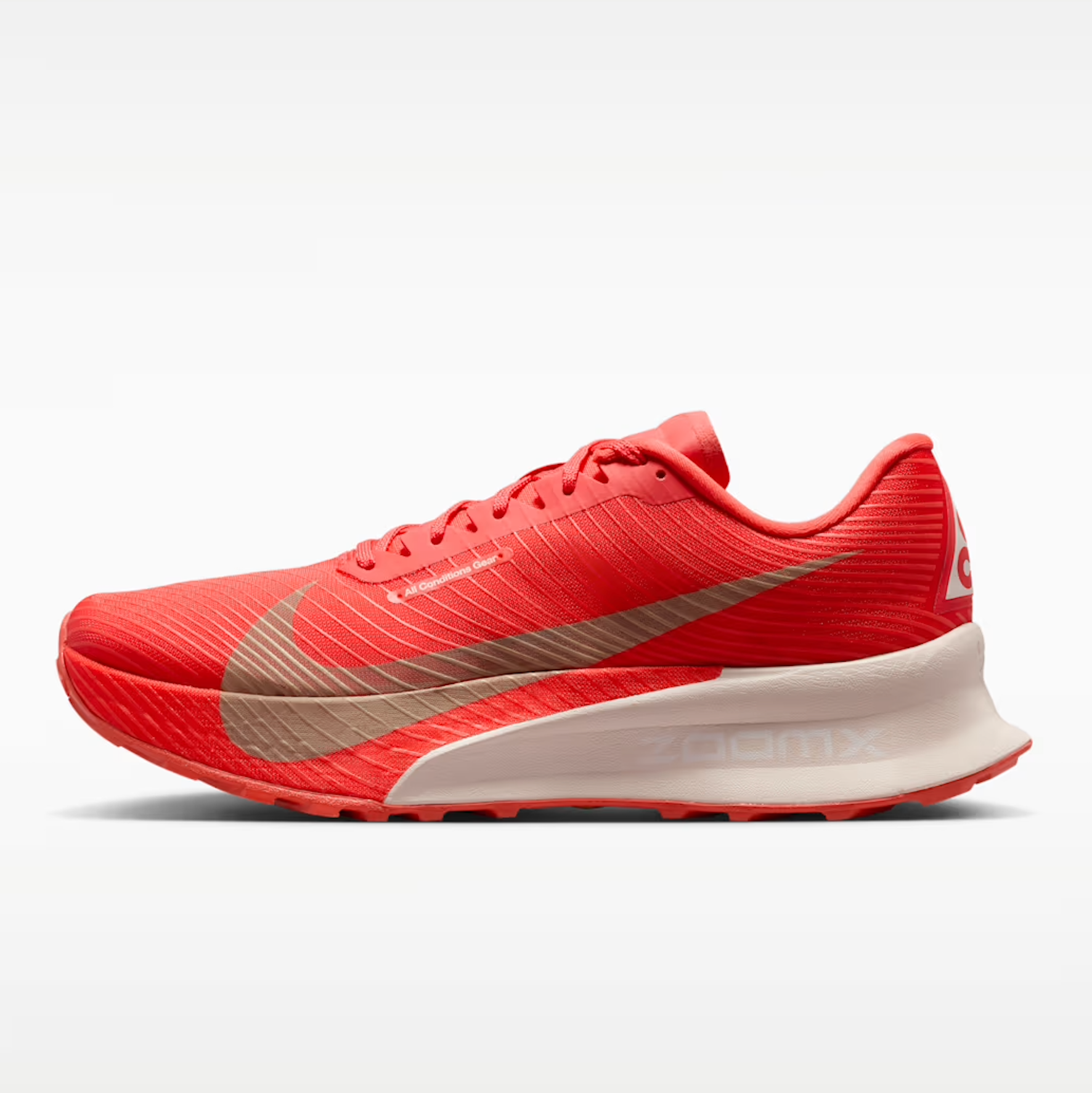Nike ACG Ultrafly