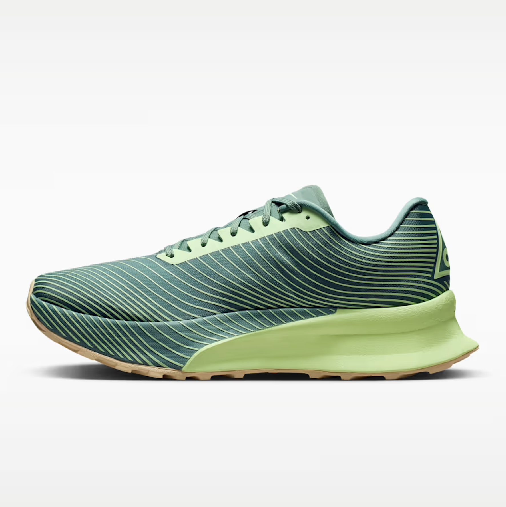 Nike ACG Ultrafly