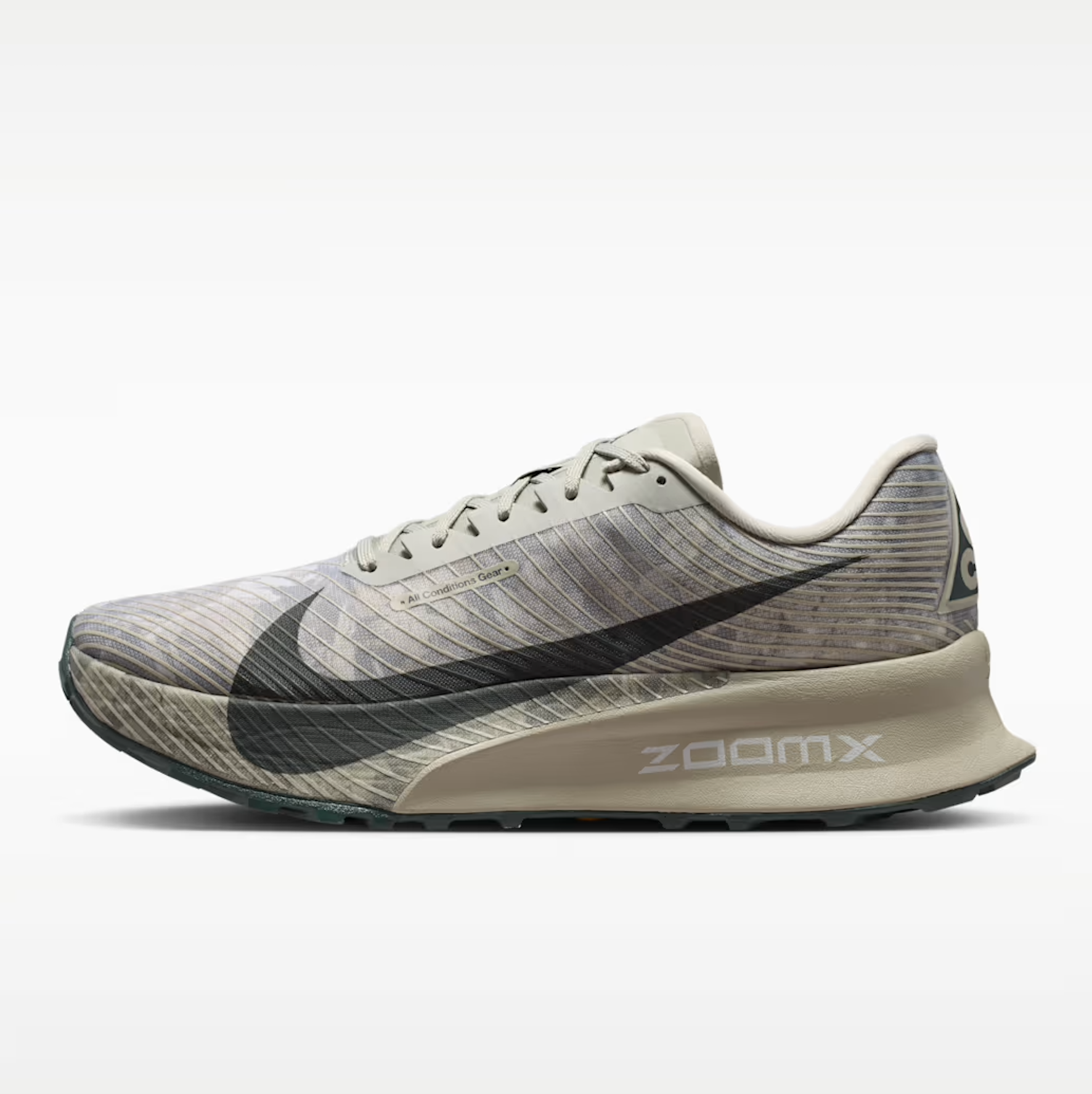 Nike ACG Ultrafly