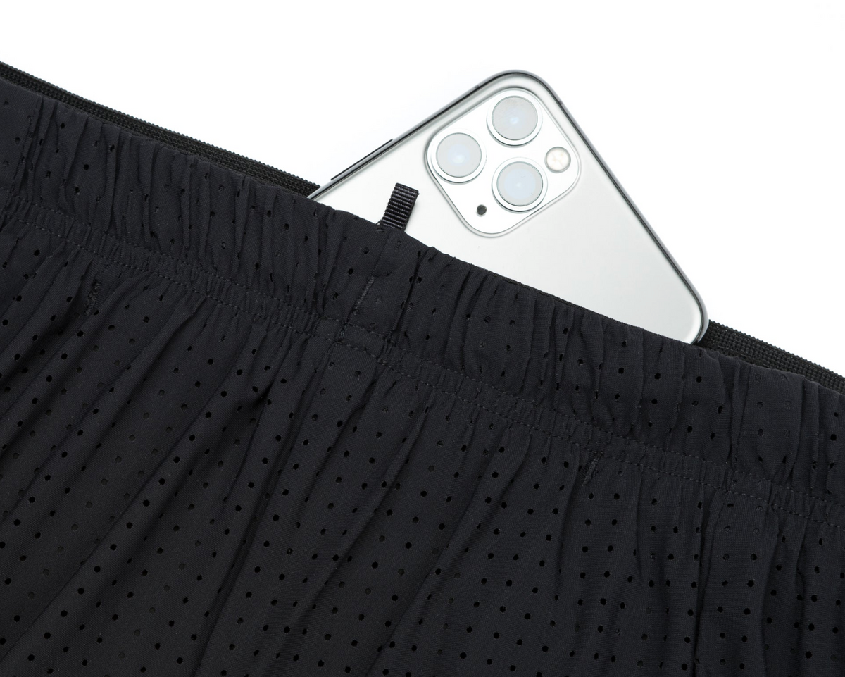SATISFY Space-O 2.5" Shorts
